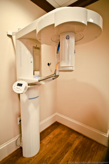 Image of dental technology at Reich Dental Center.